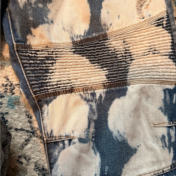 Rocawear Mens Classic Straight Leg Jeans with Artistic Bleach Pattern Tag Sz 44 - Picture 5 of 15